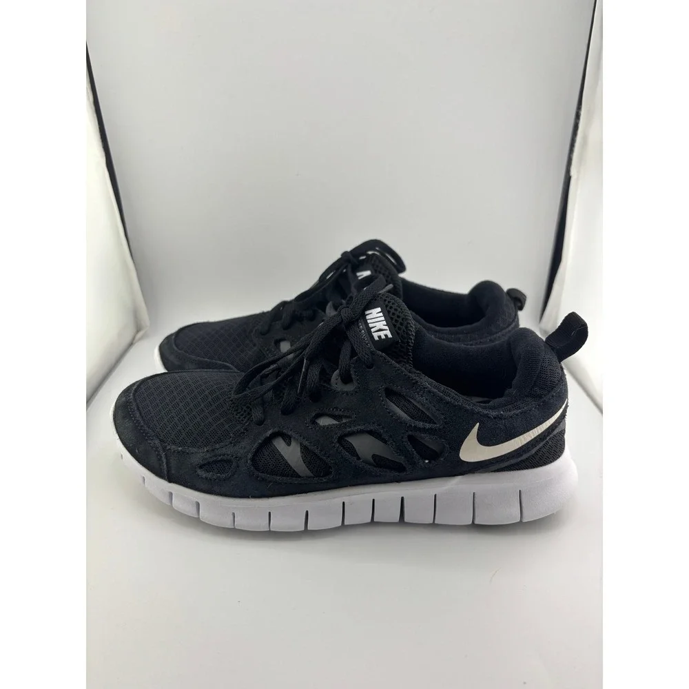 Nike Free Run 2 Kids Sneakers Black White Athletic Running Shoes Size 7Y